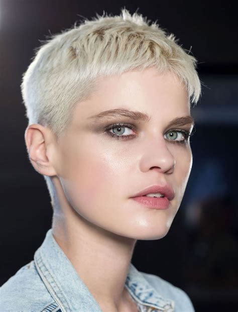 coupe courte femme|Coupe courte pour femme : 9 idées tendance et quelques conseils.